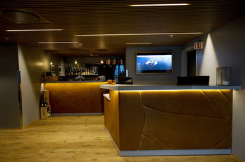 Hotel Bar